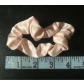 Miniatyrbild 7 av 9: Satin Scrunchies, mjukare än siden, Hår Scrunchies för att förhindra frizz, Satin Hårband för att förhindra brott och skonsam stilbevarande, 5
