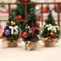 Miniatyrbilde 2 av 5: 3 stk Mini kunstig juletre med ornamenter - Perfekt julepynt til bord og skrivebord, 8 tommer / 20 cm høyt lite juletre for Yo