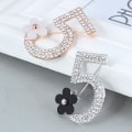 Miniatyrbilde 5 av 5: Brosje Nål Nummer Fem Brosje Corsage Skjerf Nåler Rhinest, ZQKLA