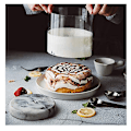 Pikkukuva 5 / 5: Kakun koristelu, kakkukaulukset, asetatirullat, kirkkaat kakkuliuskat, T