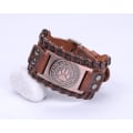 Miniatyrbillede 2 af 6: Læderarmbånd med 24 runer og vikingebjørnepote - Til mænd, ZQKLA