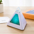 Miniatyrbild 4 av 5: Pyramidformad väckarklocka med LED-bakgrundsbelysning och digital ti,ZQKLA