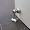 Miniatyrbillede 2 af 5: Magnetisk dørstopper i rustfrit stål look - Dørstopper, ZQKLA