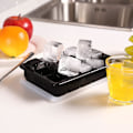 Miniatyrbild 4 av 7: Flexibla Stora Isbitsformar, Långsamt Smältande Fyrkantiga Isbitar Med Oberoende Fackdesign För Din Perfekta Cocktailupplevelse,