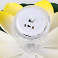 Miniatyrbild 1 av 5: Solcellslampor för pool med LED-färgväxlande lotusblomma, vattentät flytande lampa, ljusgul