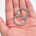 Pikkukuva 4 / 5: 100 kpl Halkaava avaimenperät, Metalliset litteät halkaisevat avaimenrenkaat irtotavarana kotiin, auton avaimiin, riipuksiin, DIY-taiteeseen
