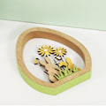 Miniatyrbild 3 av 5: Träpåskhare prydnad blommigt gräs äggformade ram prydnader