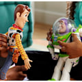 Miniatyrbild 4 av 5: Woody interaktivt pratande actionfigur, 15 tum, med över 10 engelska fraser, interagerar med andra figurer, avtagbar hatt