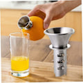 Miniatyrbillede 2 af 5: Citronpresser, praktisk i rustfrit stål