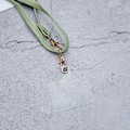 Miniatyrbillede 4 af 5: Universal crossbody-halsrem i læder med transparent pude - Lysegrøn