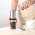 Miniatyrbild 5 av 5: Versatile Grinding Options: Practical 6-Speed Coffee Grinder for Coffee Enjoyment KLB