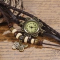 Miniatyrbild 7 av 8: Flätat PU-armband Kvarts Analog Klocka Armbandsur med Fjärilshänge (Kaffe Rem)