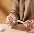 Miniatyrbillede 4 af 8: Bluetooth Øretelefoner Rensepen Multifunktionelle Øretelefoner Etui Renseværktøjer til IOS Øretelefoner 3 Hvid