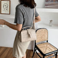Miniatyrbillede 3 af 6: 2025 Kvinders Khaki Firkantet Crossbody Taske Unikt Tekstur Design Khaki