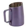 Miniatyrbilde 2 av 8: Melkeskummerkopp i rustfritt stål med skarp tut, profesjonell melkeskummerkanne, kaffekanne for kaffebar, lilla, 450 ml