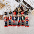 Miniatyrbilde 4 av 5: 6 Stk 10cm Tre Nøtteknekker Soldat Julepynt Pendant colorful 6Pcs