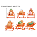 Miniatyrbillede 2 af 5: Capybara Skrivebordsdekoration Capybara Figur Gyngestolsindretning Simulation Capybara Gyngestol M