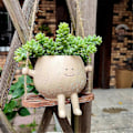 Miniatyrbild 4 av 5: Swing Face Planteringskrukor, Söt Väggmonterad Hartsblomma för Inomhus & Utomhus, Suckulenter/Kaktuskorg