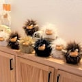 Miniatyrbild 4 av 4: Handgjord Highland Cow Gnome, Farmhouse Nordic Dwarf Heminredning Yellow brown