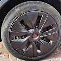 Miniatyrbild 5 av 5: Centrumkapsel (4 stycken) för KAVANIC Tesla Model Y Model 3 Modifieringshjulskydd (Röd/Matt Svart)