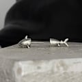 Miniatyrbild 3 av 5: 1 par silverfärgade retro hajörhängen överdrivna kostympunkörhängen