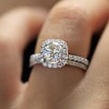 Miniatyrbillede 4 af 5: 2 stk./sæt Luksus Kvinder Forlovelse Bryllup Rhinestone Indlagt Stablet Ring Smykker US 10
