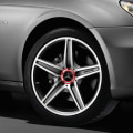 Pikkukuva 3 / 5: Keskiön peitelevy/keskiön peitelevy kiiltävä musta/tähti kromi B66470200 / A2204000125 E-luokka C Cl Cls Slk Ml Glk A-luokka B-luokka W204 W212 W210 W221 W220 C