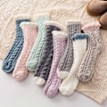 Miniatyrbilde 1 av 3: 6 stk. Dame Fluffy Fuzzy Sokker Tøfler Myke Hytte Fleece Koselige Strømpefyller Plysj Vinter Seng Julegave Sokker for Damer