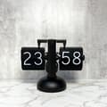 Miniatyrbild 2 av 5: Automatic Flip Clock Vintage Black