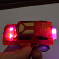 Pikkukuva 2 / 5: LED-valolla varustetut autot Glow Race Track -sähköautorataan, vilkkuva lasten rata, valaiseva kone, rata-auto, punainen