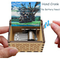 Miniatyrbild 3 av 5: Khaki scene Howl's Moving Castle musikbox tecknad tema karusell handvevad m