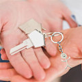 Miniatyrbillede 5 af 5: 1 stk Sjov Smiley Face Figur Keychain Tegn Sprog Finger Cu I