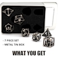Miniatyrbilde 3 av 5: Flerfarget terningsett i Dungeons and Dragons, rollespill I