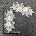 Miniatyrbild 3 av 5: 2 st 3D Spetsapplikationer, Sy på Broderade Spetsblommor Applikationer Blommönster Pärlor Strass Spetskant Tyg D