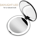 Pikkukuva 3 / 5: LED-valaistu taskupeili, 1x/10x suurennos - Large Make