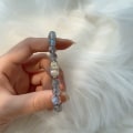 Miniatyrbillede 2 af 5: Stærkt Lys lille pære grå armbånd kvinde par send kæreste værge kærlighed armbånd X
