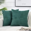 2 kpl samettia tyynyä 45*45cm blue-green