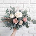 Miniatyrbilde 2 av 5: 48 stk kunstige eukalyptusblader stilker ekte grå grener for hjemmekontor bryllup bankett blomsteroppsats