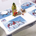 Miniatyrbild 5 av 5: PVC halkfri julduk jul bordsmatta tvättbar matbord multifunktion kök matta grytunderlägg D-formad bordsmatta