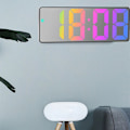 Miniatyrbillede 3 af 5: Digitalt vækkeur med farverig LED-skærm, moderne bordur, LED-ure til hjemmet (model sort skal sort C)