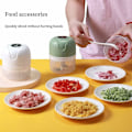 Miniatyrbillede 2 af 5: Mini elektrisk hvidløgshakker, trådløs bærbar madprocessor, blender 250 ml mini hvidløgshakker til hvidløg, grøntsager, frugter, løg, kød, Sala