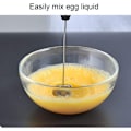 Miniatyrbilde 4 av 5: Liten elektrisk visp, USB-laddning Mini Frother Handhållen mjölkskummare Mixer för kaffe Latte Varm choklad(Vit)