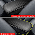 Miniatyrbild 3 av 5: Bilfiber Center Console Cover Armrest Box Läderskyddsplatta för 2021 2022 RHD C