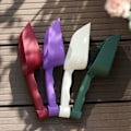 Miniatyrbilde 5 av 5: Sett med 4 fargerike hagespader i plast - Hageverktøy for planting, løsning av jord, omplanting, graving og luking -