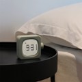 Miniatyrbillede 3 af 5: USB Retro Cube Vækkeur LED Ur Lys Multifunktionel Bærbar Hjem Vækkeur Firkantet Blok Ur Grøn