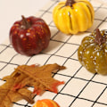 Miniatyrbilde 2 av 5: Simulert Gresskar Lønneblader Halloween Dekorasjon Rekvisita