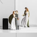 Miniatyrbilde 3 av 5: Simulering Kjærlighet Par Kyssing Resin Håndverk Modell Statue Dekorasjon Bryllupsseremoni Par Dekorasjon-A