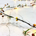 Miniatyrbild 5 av 5: 6,6 fot Tiny Flower and co.ukuit Vine Fairy String Lights 20 LED Konstgjorda Blommor Dekorativa Nattlampor Batteridrivna String Lights för Jul