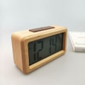 Miniatyrbillede 4 af 5: Digitalt vækkeur Radio vækkeur Bordur med termometer, kalender og snooze-funktion - Bambus