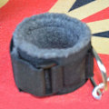 Miniatyrbild 4 av 4: Vadderade fotledsstöd att fästa på en maskin - med en metall-D-ring